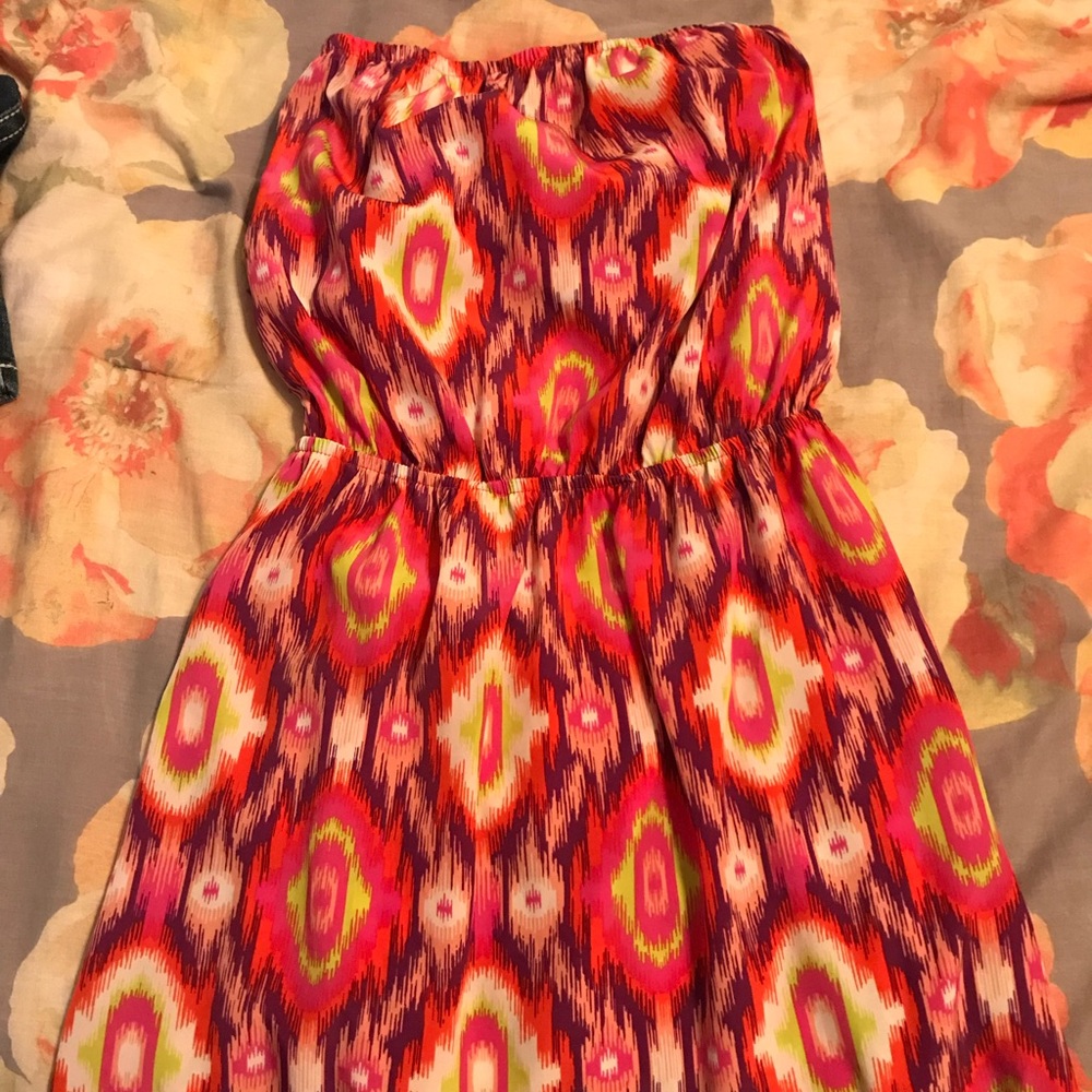 Strapless midlength dress with Tie Back